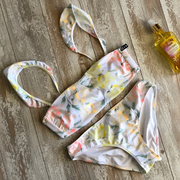 NWT Pink Victoria’s Secret Swimsuit - Picture 2 of 5